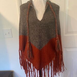 H&M Charcoal and Rust Knit Poncho